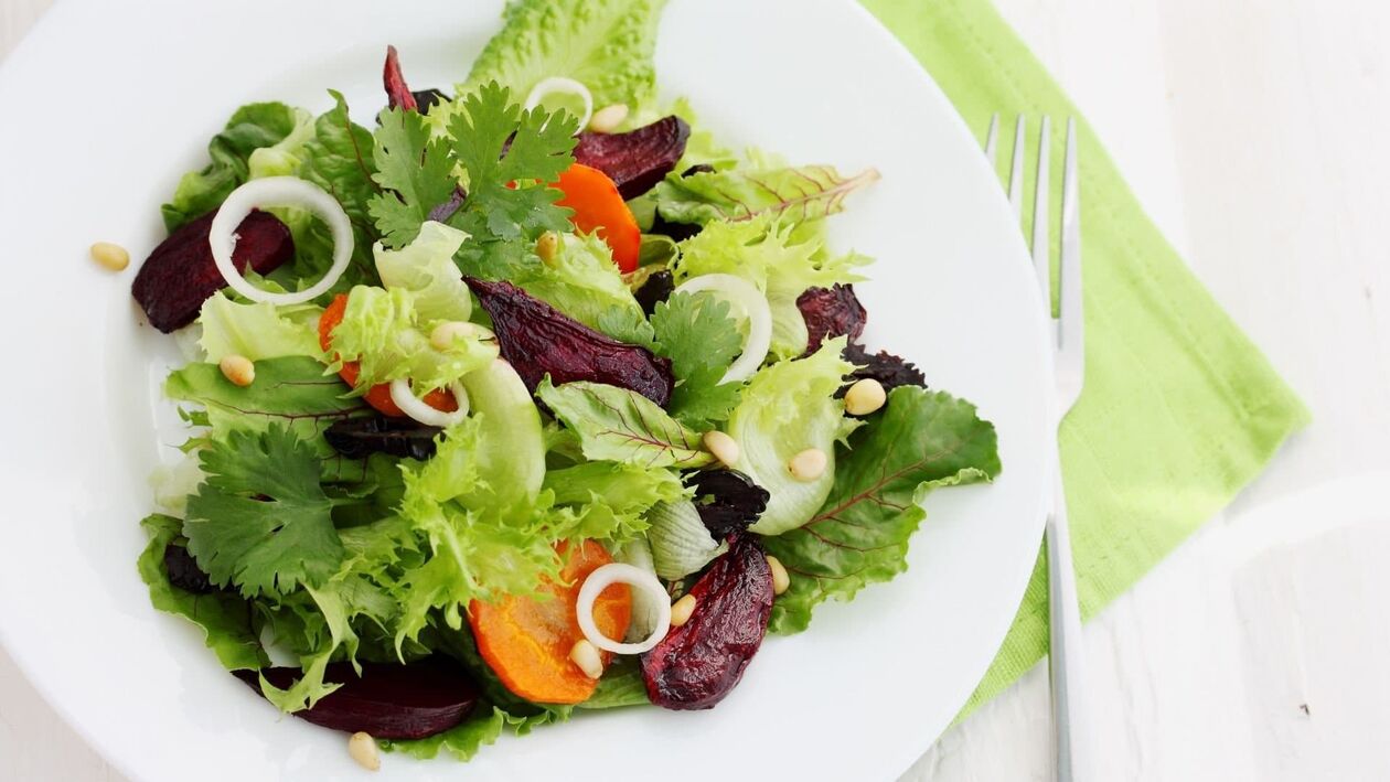 Ensalada de vitaminas para aumentar a potencia